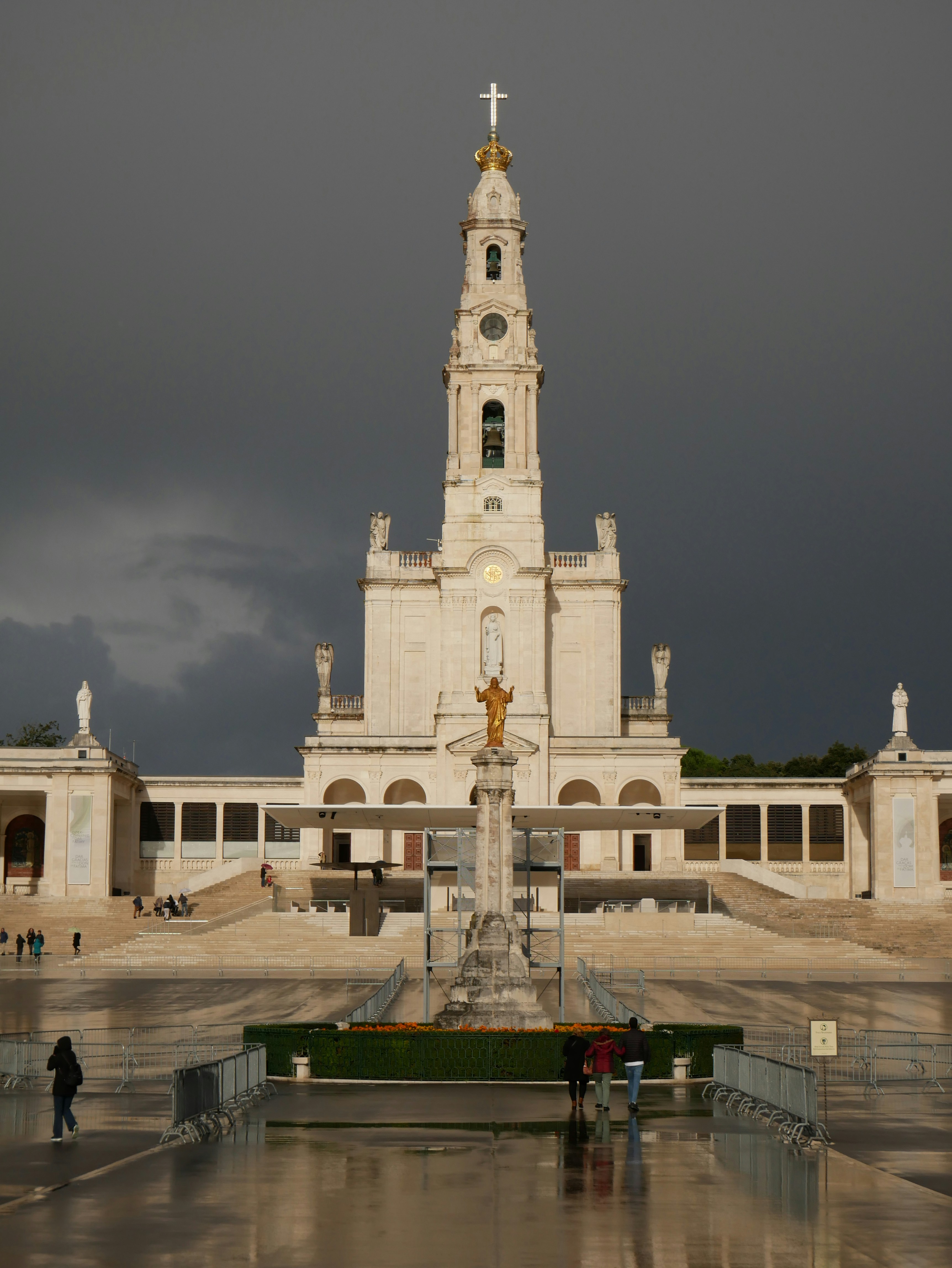 Our Lady of Fatima - FOCUS